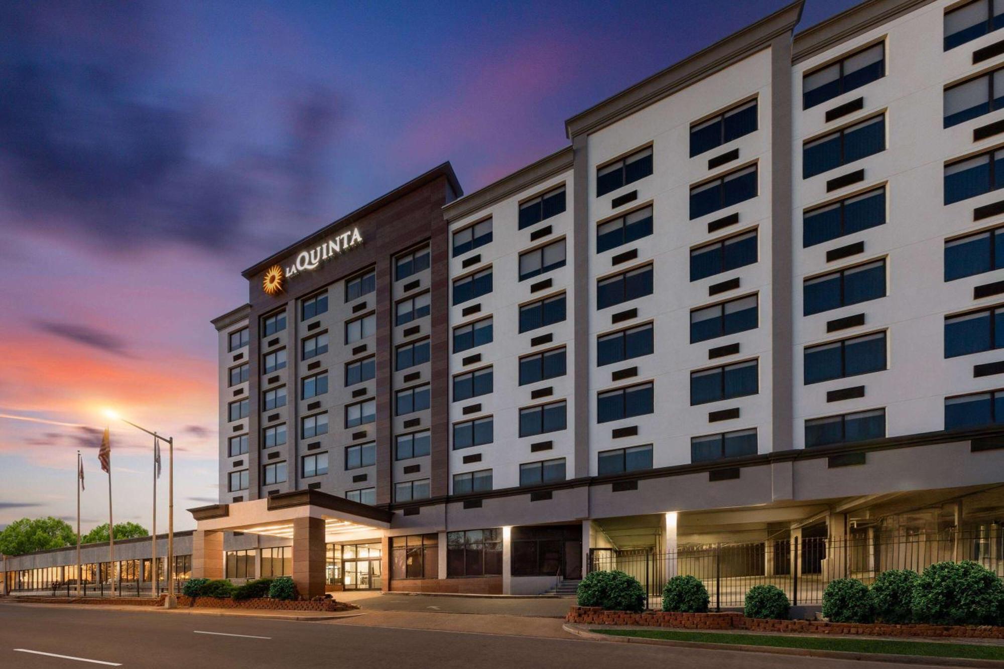 La Quinta Inn & Suites By La Quinta Inn & Suites By Wyndham Washington Dc Noma ภายนอก รูปภาพ